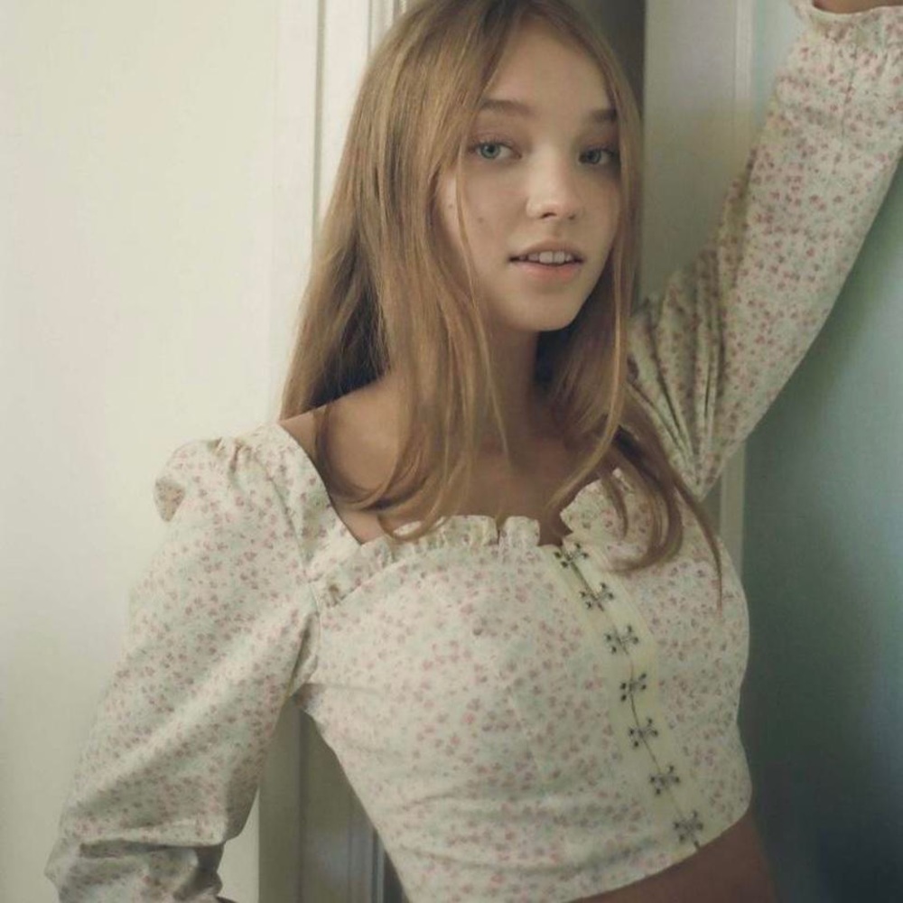 Urban Outfitters flower top